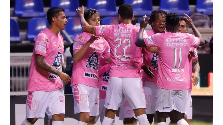 Pachuca pudo con Puebla de visitante.