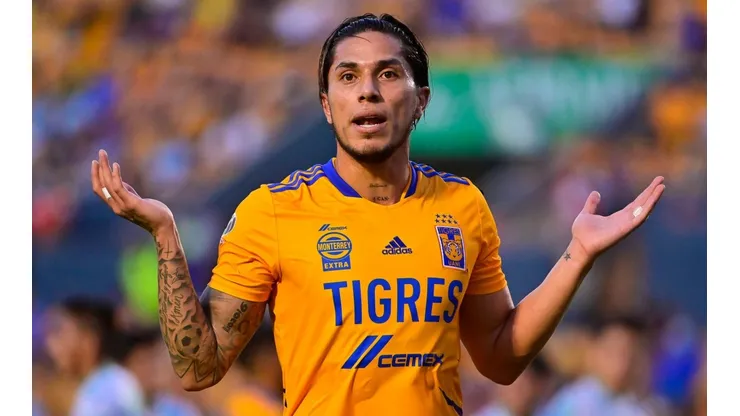 El futbolista mexicano no se flagela