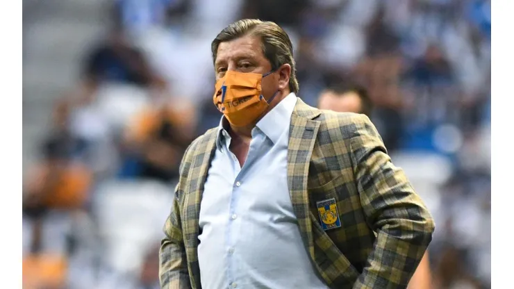 Miguel Herrera debe cambiar el presente de Tigres.