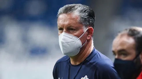 Peláez no está en su mejor momento con Chivas.