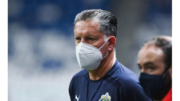 Peláez no está en su mejor momento con Chivas.