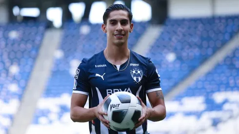 Erick Aguirre aún no jugó en Rayados de Monterrey.