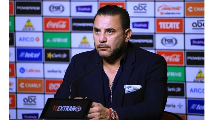 Antonio Mohamed niega acercamientos con Chivas