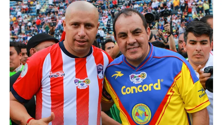 Épico cruce entre el Bofo y Cuauhtémoc en Instagram.