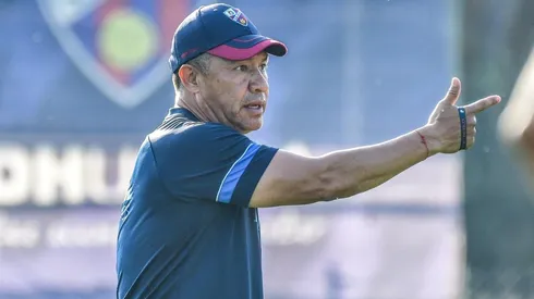 El timonel mexicano sólo suma un triunfo