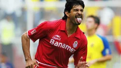 José Saturnino Cardozo se lució ese día con tres goles ante el América.