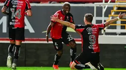 Julián Quiñones y Julio Furch pusieron al Atlas en ventaja de 2-0 sobre Necaxa.