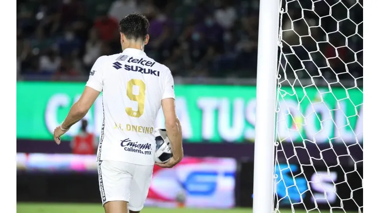 Juan Dinenno emparejó los cartones por los Pumas.