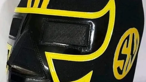 La máscara de Septiembre Negro, una de las más elegantes de la lucha libre. (Foto: Mercado Libre)