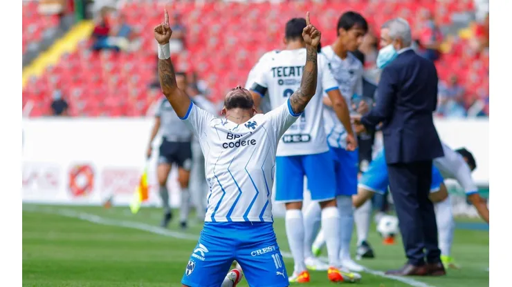 Las casas de apuestas en línea, en favor de Rayados de Monterrey