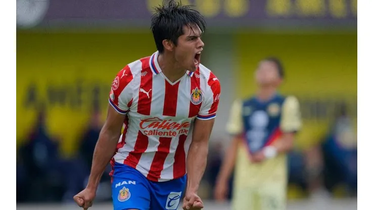 Mario Orozco, de jugar en Chivas a ser preparador físico de Macías.