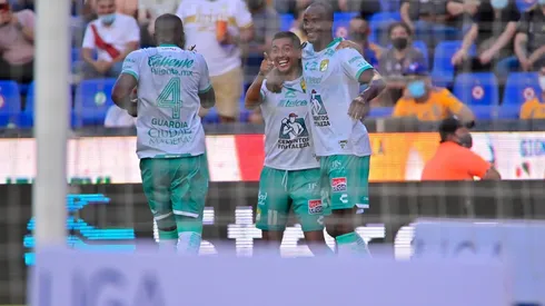 Elías Hernández marcó el 1-0 al rematar sin marca ante el arco.