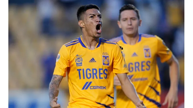 Golazo de Fulgencio para Tigres.