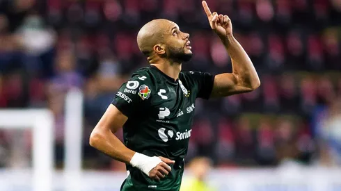 Santos se une a la pena que embarga a su familia