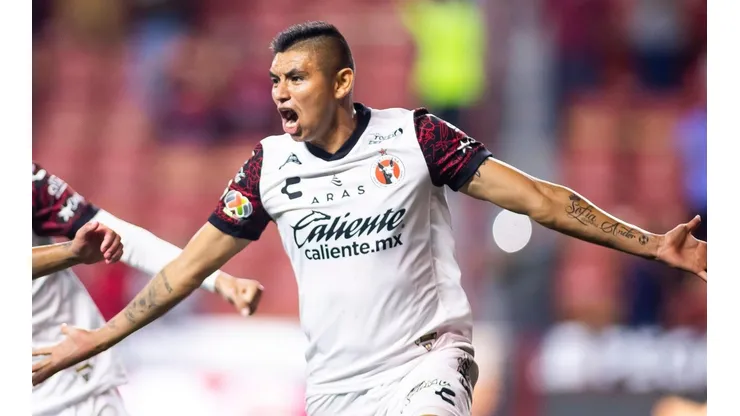Miguel Sansores aprovechó el penalti de último minuto y lo cobró con frialdad.