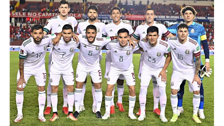 La alineación titular de México contra Panamá.