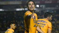Carlos Salcedo de Tigres UANL