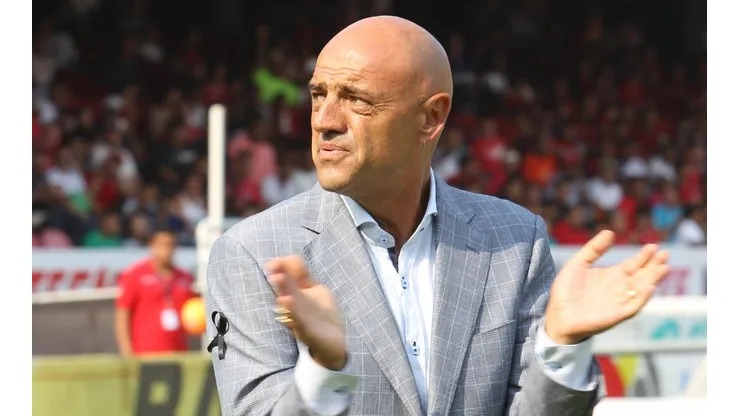 El ex técnico de Puebla asegura que él podría vencer a Jamaica
