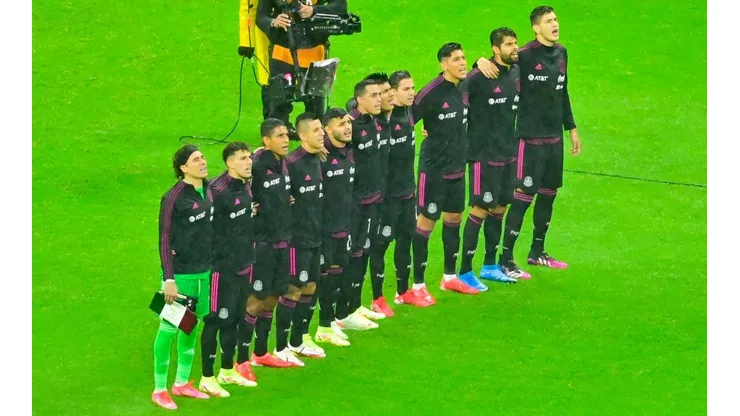 La Selección Mexicana sorprendió durante el himno.