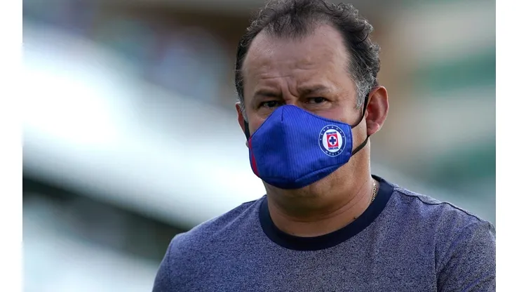 Juan Reynoso, preocupado por la fecha FIFA.