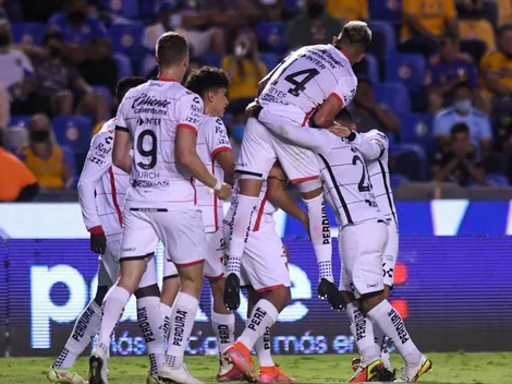 Diego Barbosa frotó la lampara para anotarle un golazo a Tigres
