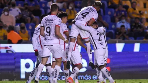 Golazo de Diego Barbosa para Atlas.