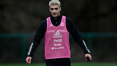 El regreso de Raúl Jiménez a la Selección de México deberá esperar