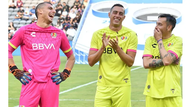 Nahuel Guzmán y Rogelio Funes Mori se llevaron la atención en las redes sociales