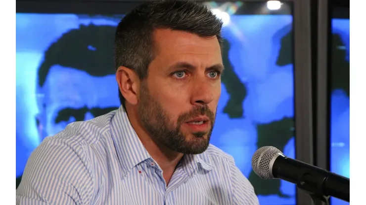 Paulo Pezzolano no quiere que Reynoso exponga a sus futbolistas.