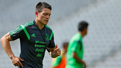 Becerra ha sido muy criticado en su carrera profesional.