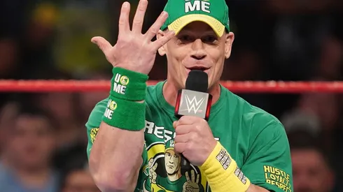 John Cena va por el título de Campeón Universal en poder de Roman Reigns.