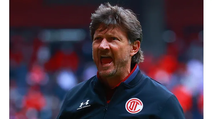 Hernán Cristante entrenador del Toluca en la Liga MX.