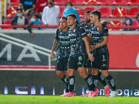 Pumas otra vez contra la pared; golazo de Escoboza para el 1-0 de Necaxa