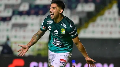 Víctor Dávila fue clave en el triunfo con gol y asistencia.