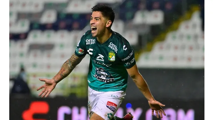 Víctor Dávila fue clave en el triunfo con gol y asistencia.