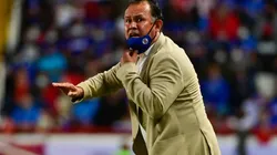 Juan Reynoso se reencontró con su Cruz Azul