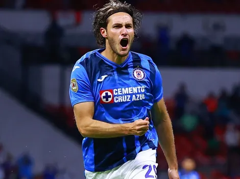 Angulo y Santi Giménez anotaron dos golazos para que Cruz Azul le gane a Toluca