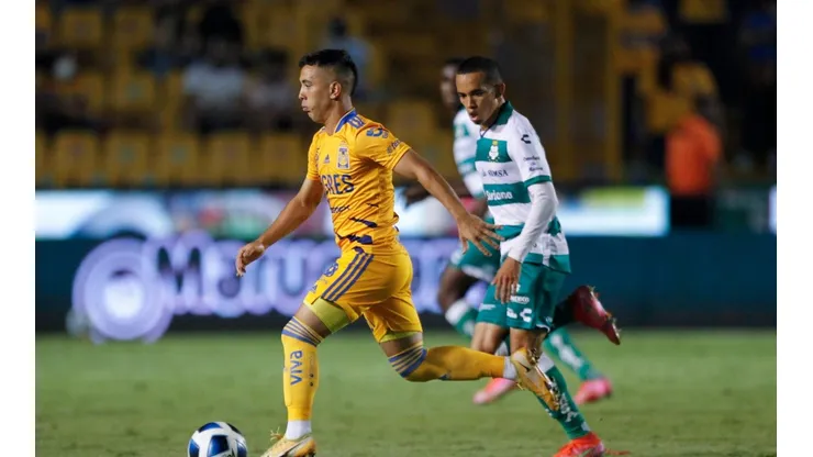 Tigres rescató un empate gracias a Leo Fernández.