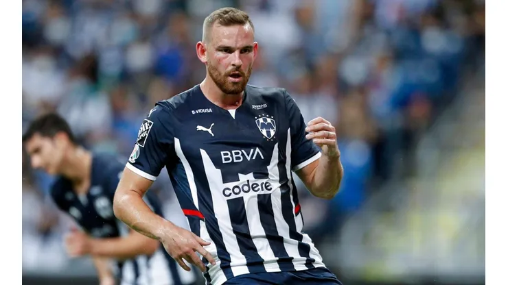 Vincent Janssen falló el penalti contra Mazatlán.