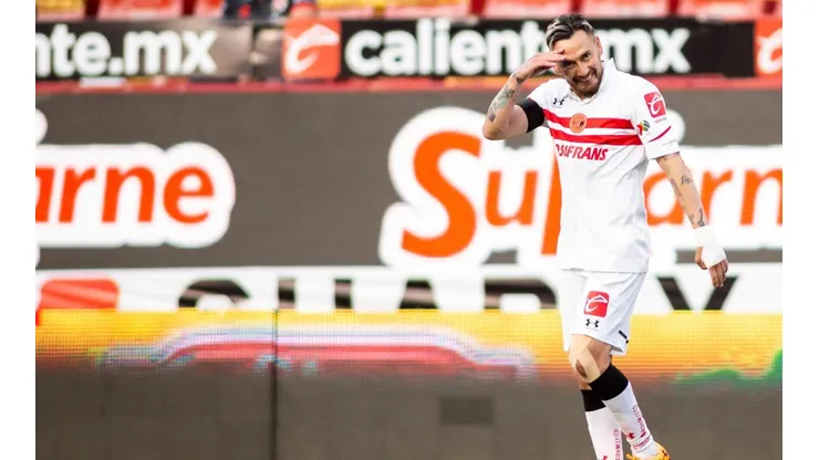 Sambueza anotó un golazo para Toluca.