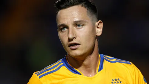 Thauvin se fue expulsado en Tigres.