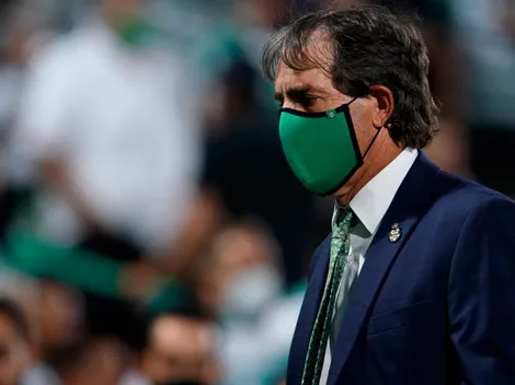 Guillermo Almada liquida a jugadores de Cruz Azul