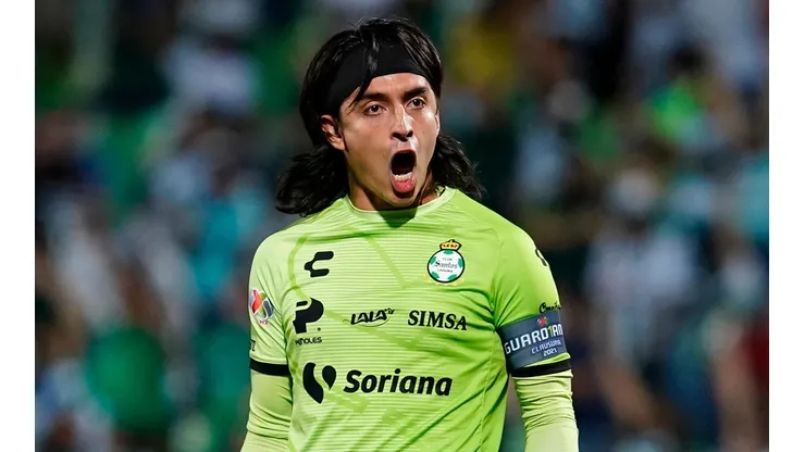 Carlos Acevedo, portero de Santos Laguna en la Liga MX.