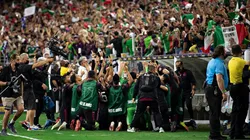 El grupo celebró los goles con Jonathan dos Santos para respaldarlo.