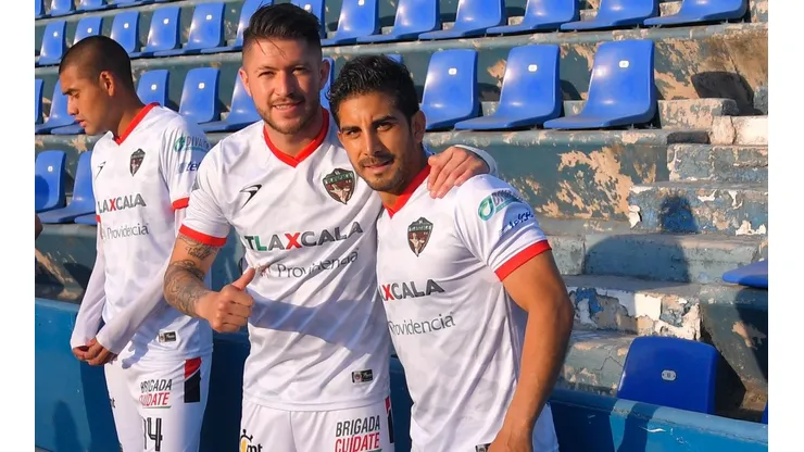 Diego Gama junto a Jorge Zárate en Coyotes de Tlaxcala