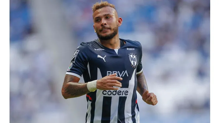 Duvan Vergara fue elogiado por la afición de Rayados.