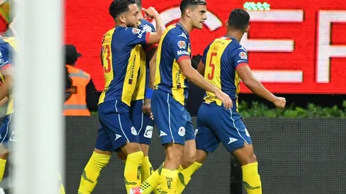 Atlético San Luis marcó el 1-0 sobre las Chivas al minuto 11.