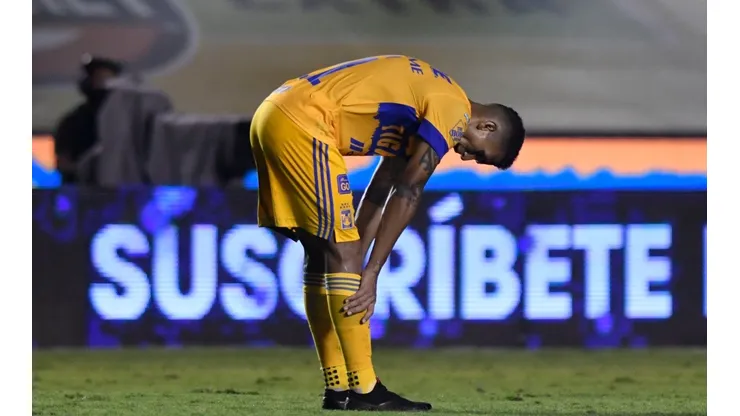 Francisco Meza sufrió otra lesión en la rodilla.