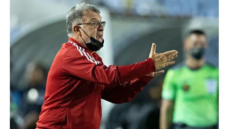 El Tata espera un juego más abierto ante El Salvador