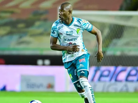 Andrés Mosquera ensayó una chilena y casi termina en gol